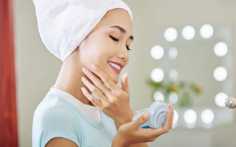 Is Night Cream Good for Oily Skin